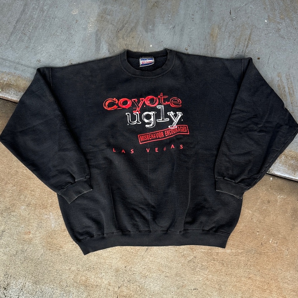 Coyote Ugly Las Vegas crewneck sweater 2000s *rare
